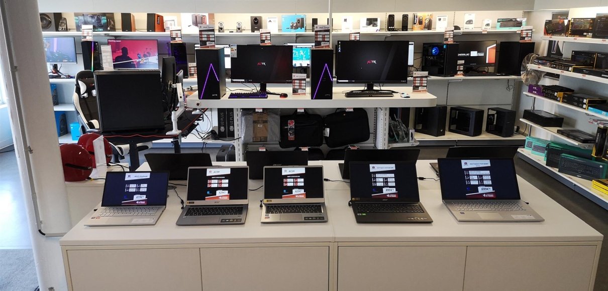 Vente d'ordinateurs et accessoires informatiques